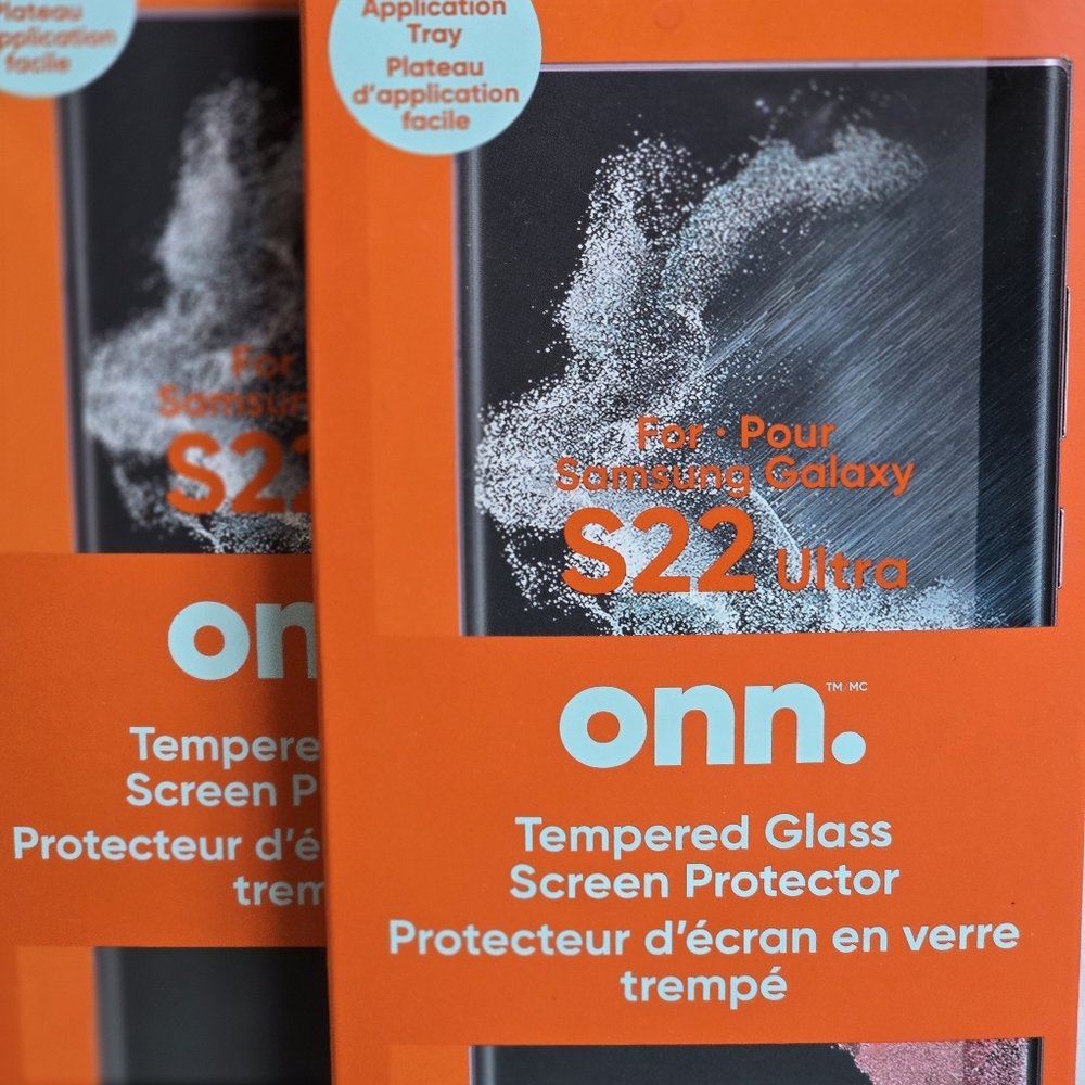 onn. Tempered Glass Screen Protector Galaxy Samsung S22 Ultra. NEW IN BOX (2)